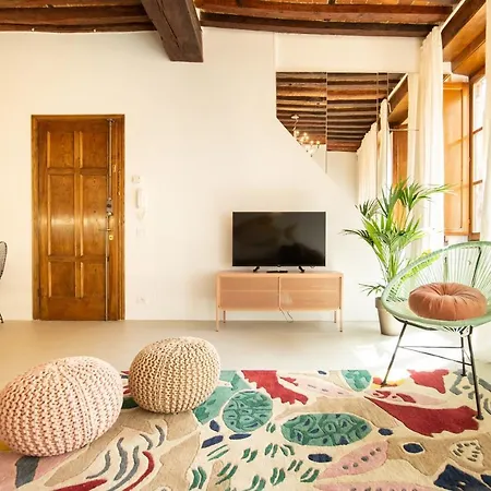 La Corticella Luxury Suite, With Terrace Apartment *